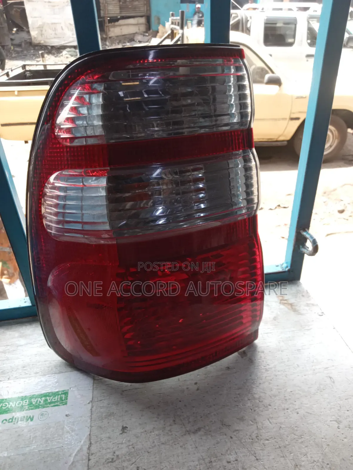 Taillight for Landcrueser V8 100 Series
