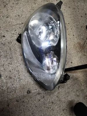 Nissan March Headlight Right