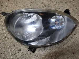 Nissan March Headlight Right