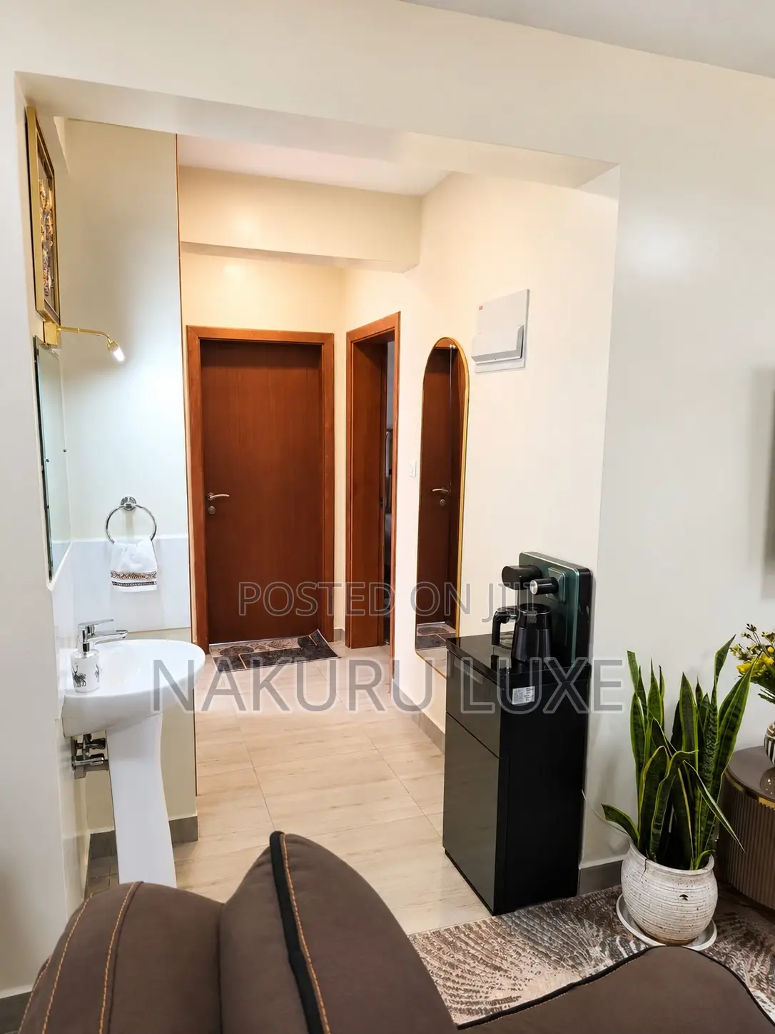 Modern 2 Bedroom Airbnb in Nakuru CBD | Heated Pool Gym