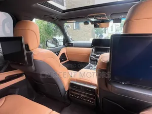 Lexus LX 2024 White