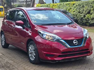 Nissan Note 2019 Red