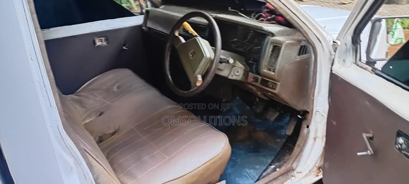 Nissan Hardbody 1998 White