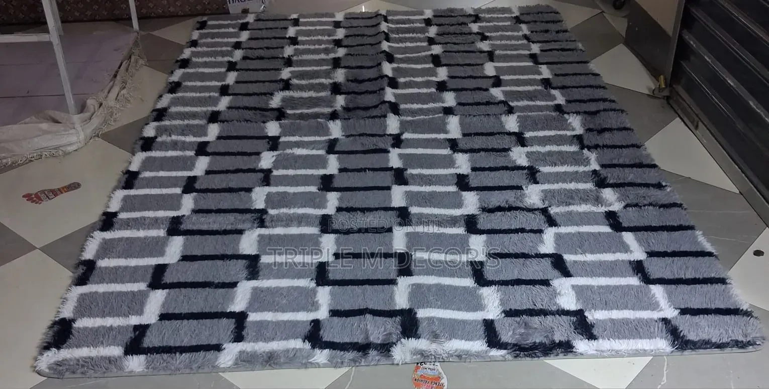 Soft and Classy 7 by 10 Fluffy Carpets