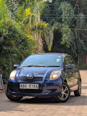 Toyota Vitz 1.3 FWD 3dr 2006 Blue