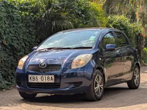Toyota Vitz 1.3 FWD 3dr 2006 Blue