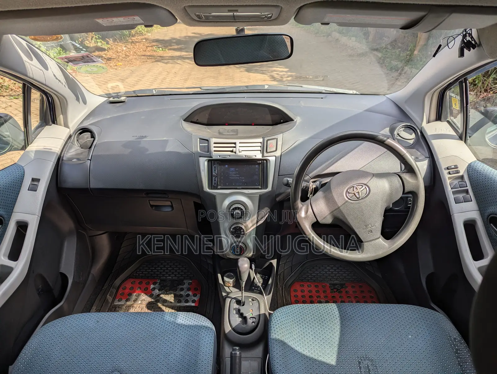 Toyota Vitz 1.3 FWD 3dr 2006 Blue
