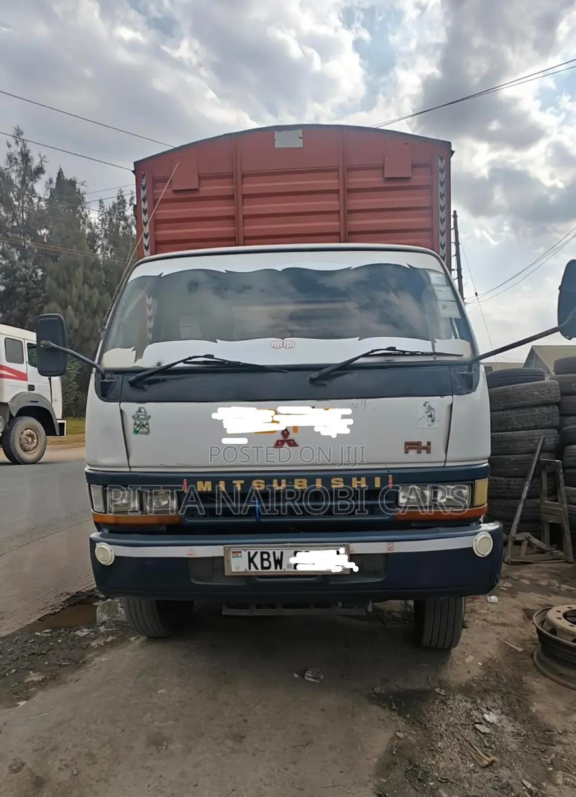 Mitsubishi Fh Local 2013