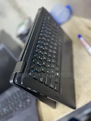Laptop Dell Latitude 7389 16GB Intel Core i7 SSD 256GB