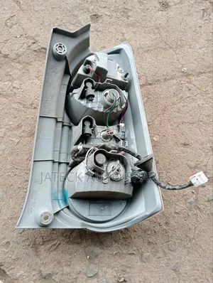 Toyota Pass Taillight (Clear)
