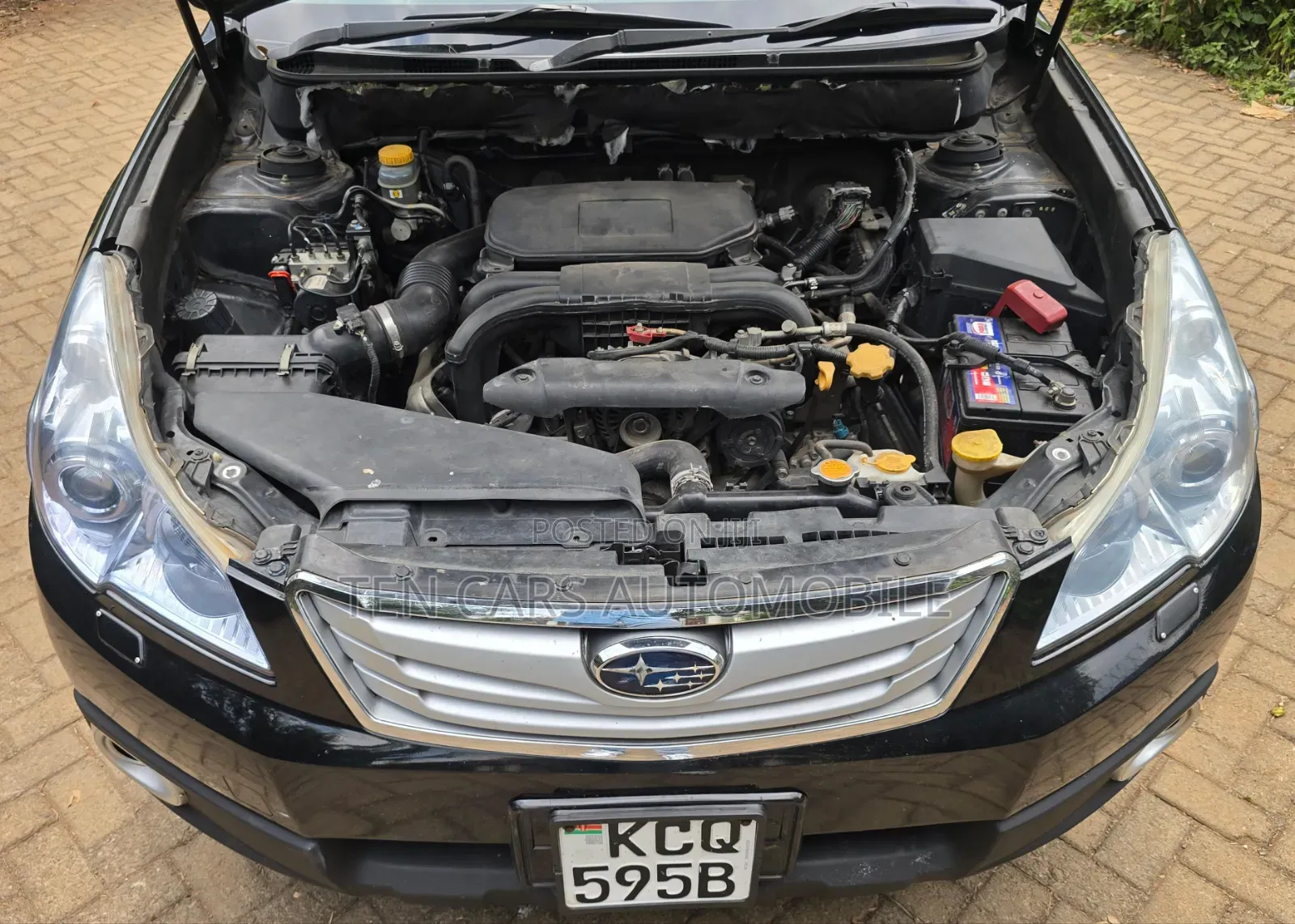 Subaru Outback 2011 Black
