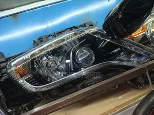 Prado 150 Teardrop Headlights Xenon