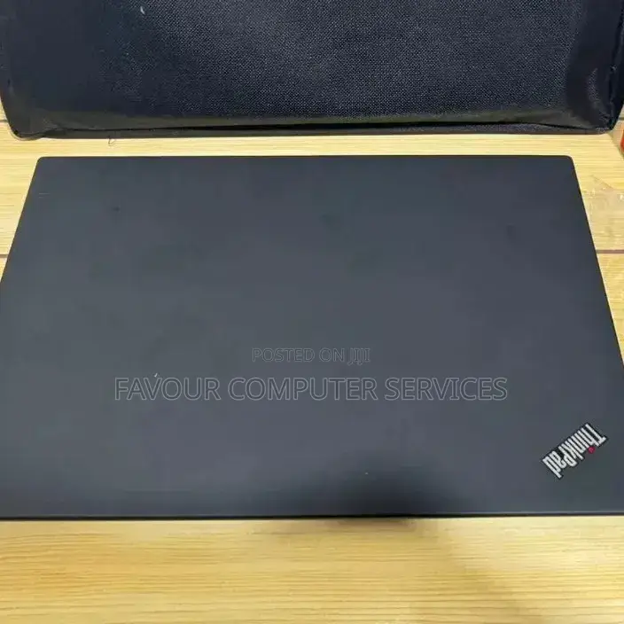 Laptop Lenovo ThinkPad T490s 16GB Intel Core i5 SSD 512GB