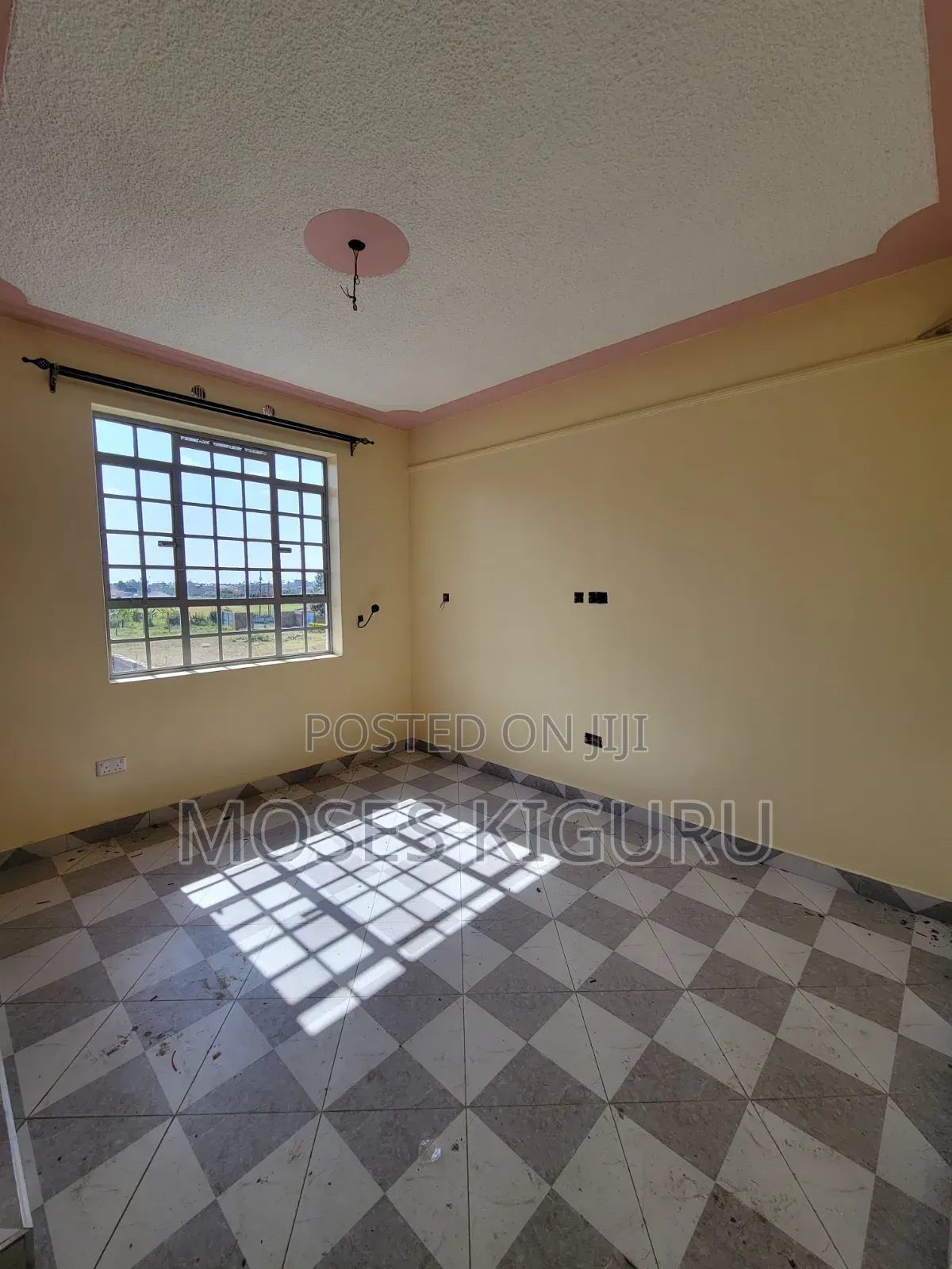 3bdrm Shared Apartment in Kenyatta Road for rent