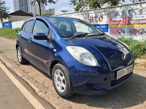 Toyota Vitz 2006 Blue