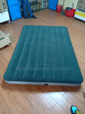 4×6 Intex Inflatable Airbed With Pump