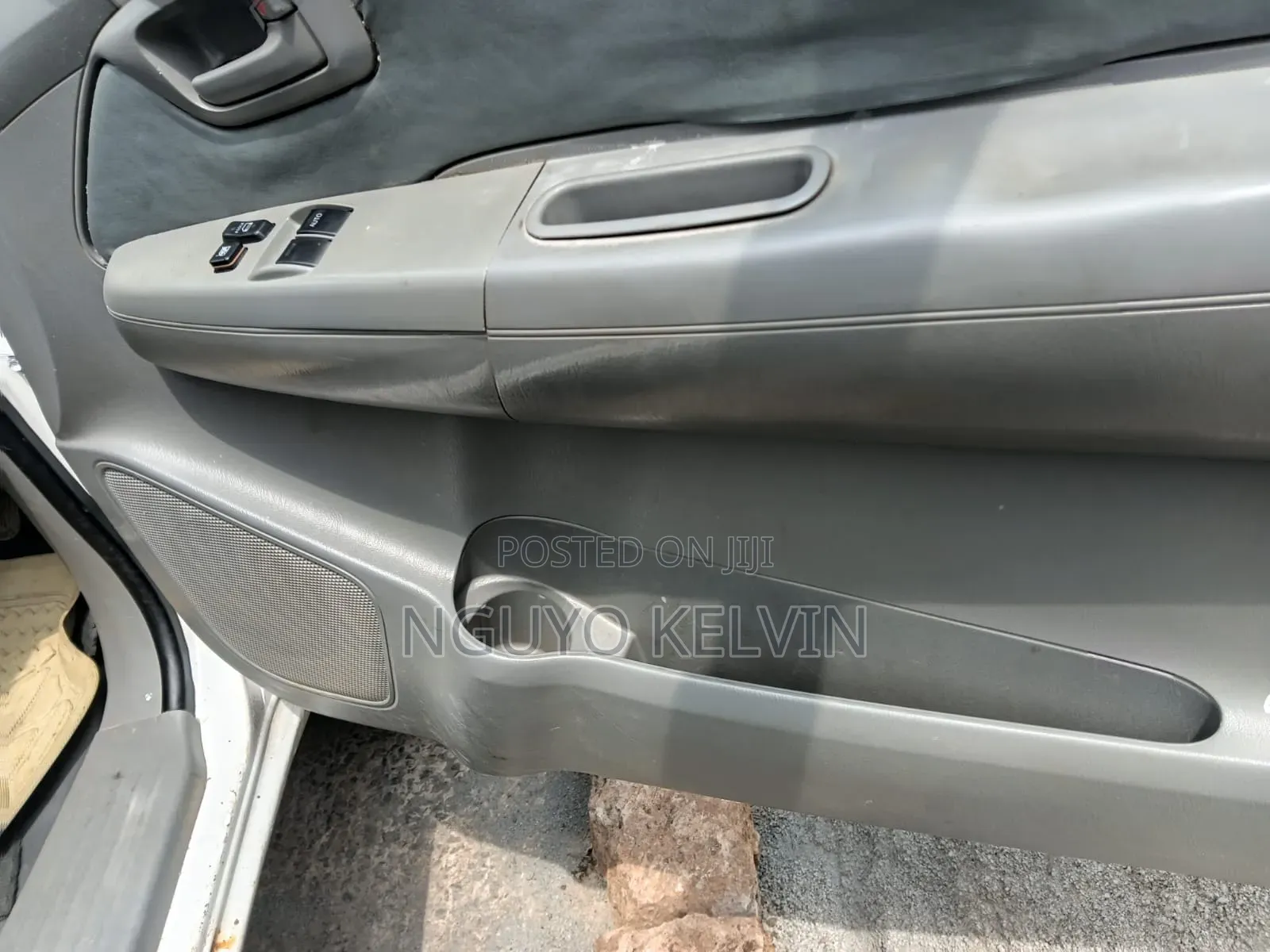 Toyota Hilux 2010 White