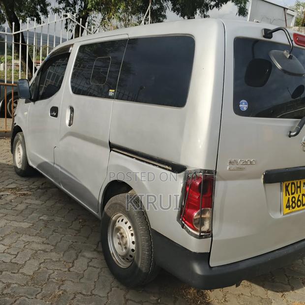 Nissan NV200 2014 Silver - thumbnail 4