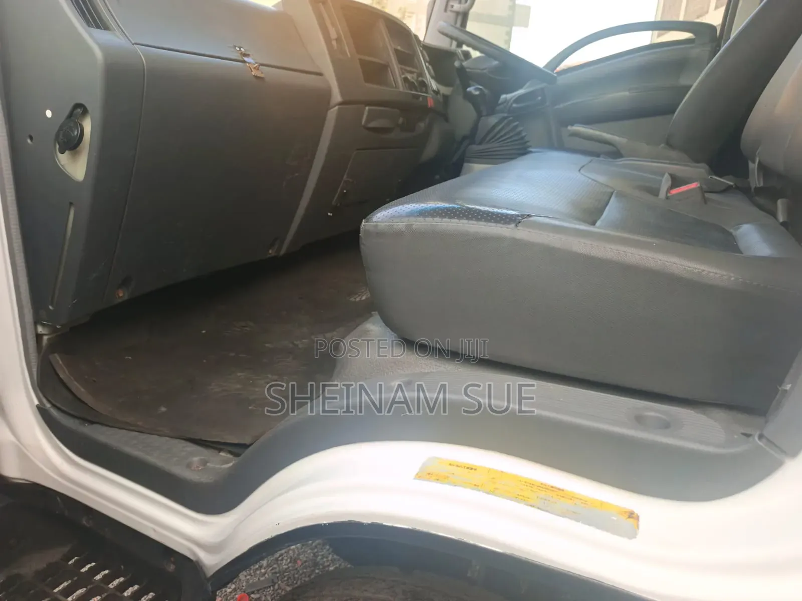 Isuzu NQR for Sell