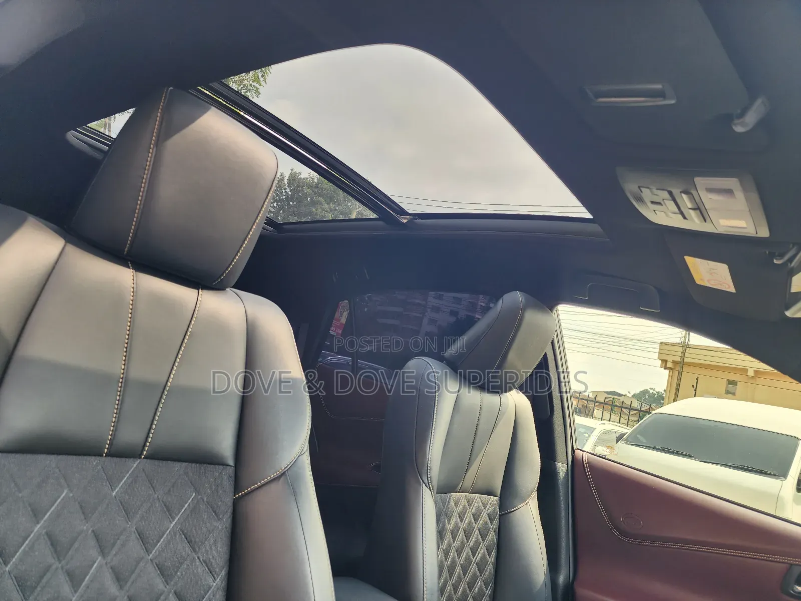 Toyota Harrier 2.0 2019 Black