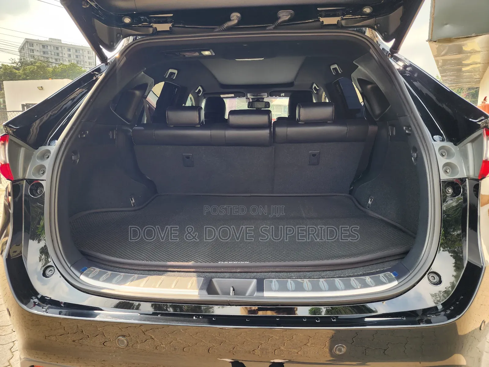 Toyota Harrier 2.0 2019 Black