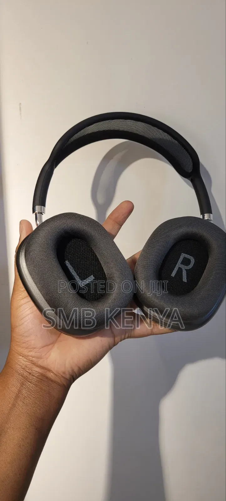 Apple Airpods Max Wireless Headphones-Black