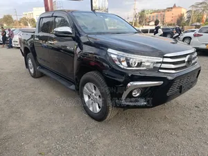 Toyota Hilux 2020 Black