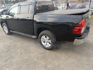 Toyota Hilux 2020 Black