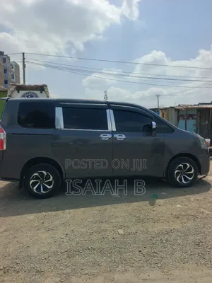 Toyota Noah 2008 Gray