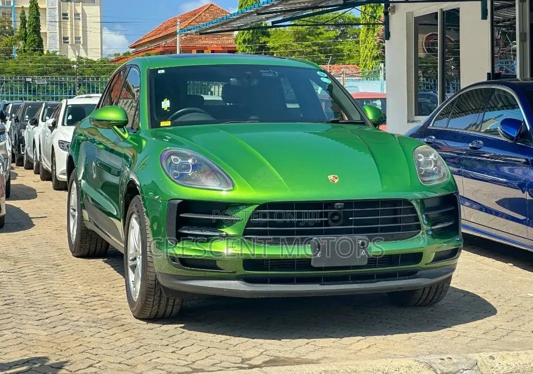 Porsche Macan 2019 Green