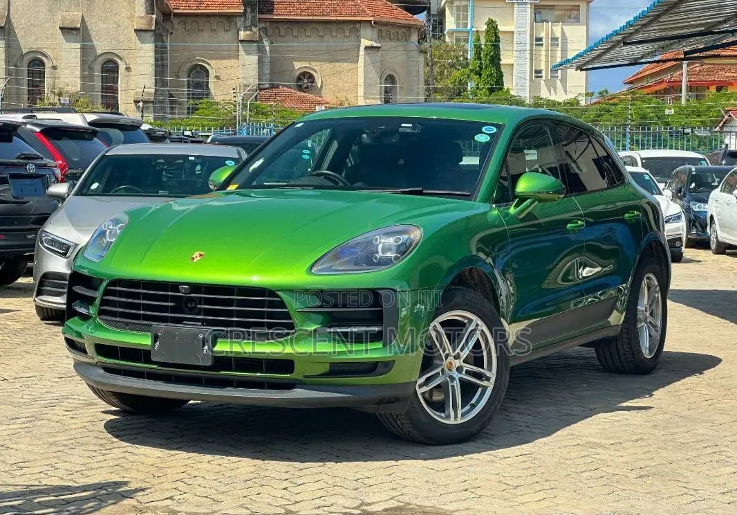 Porsche Macan 2019 Green