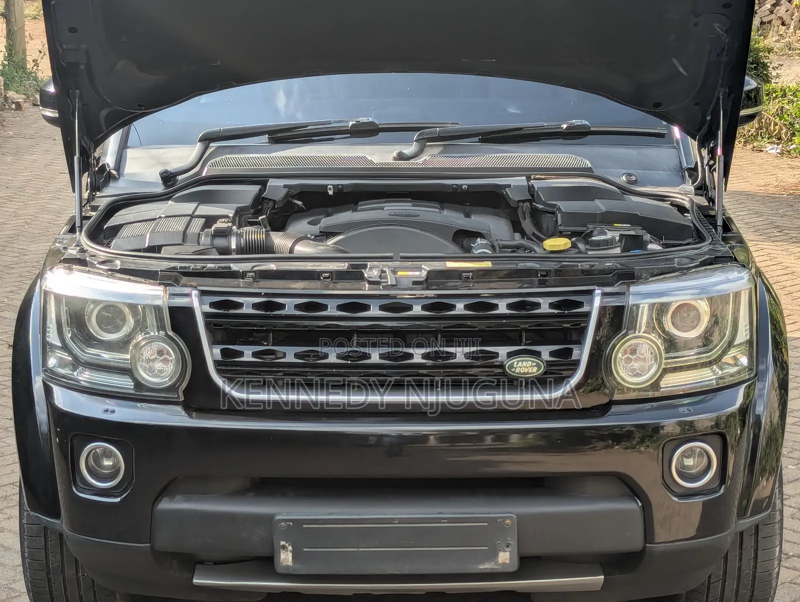 Land Rover Discovery 2016 Black