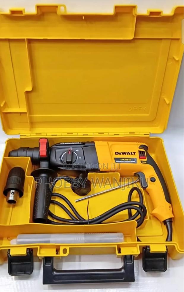 Dewalt Rotary Hammer/Electric Dewalt Rotary Hammer With Double Chuck
