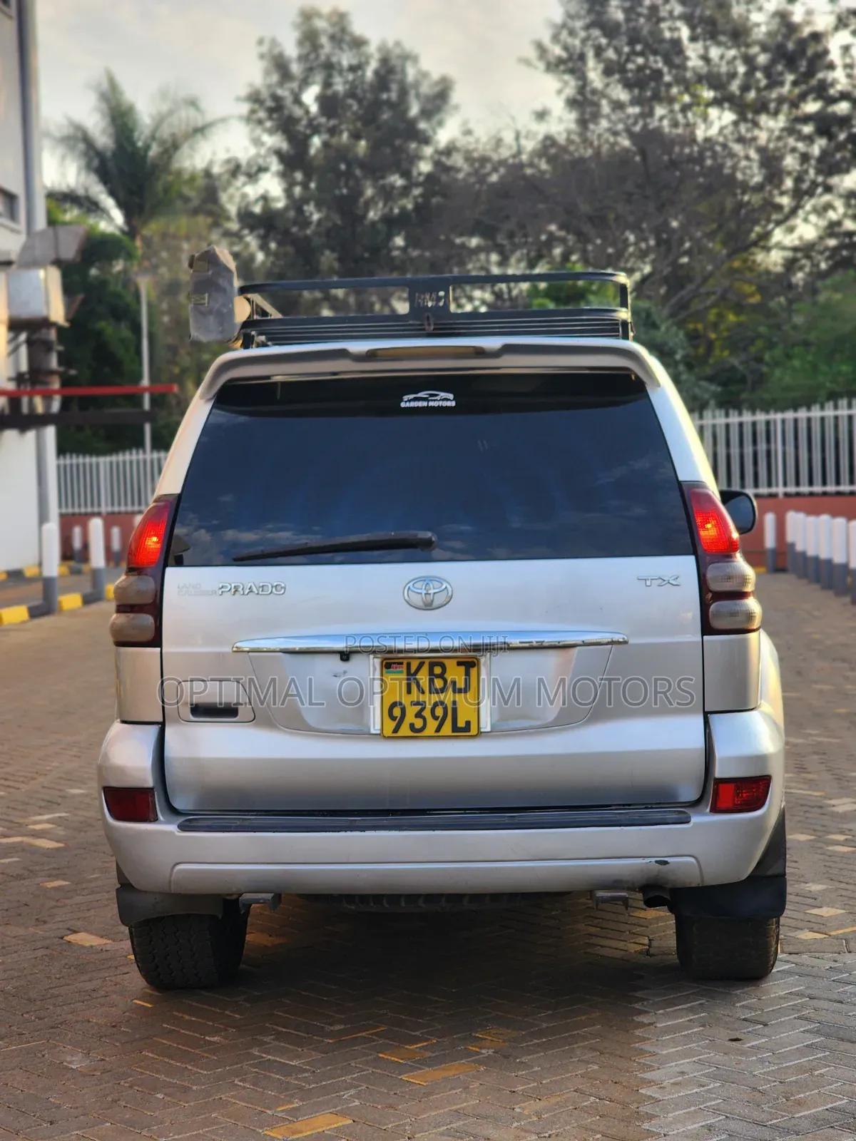 Toyota Land Cruiser Prado 2005 Silver