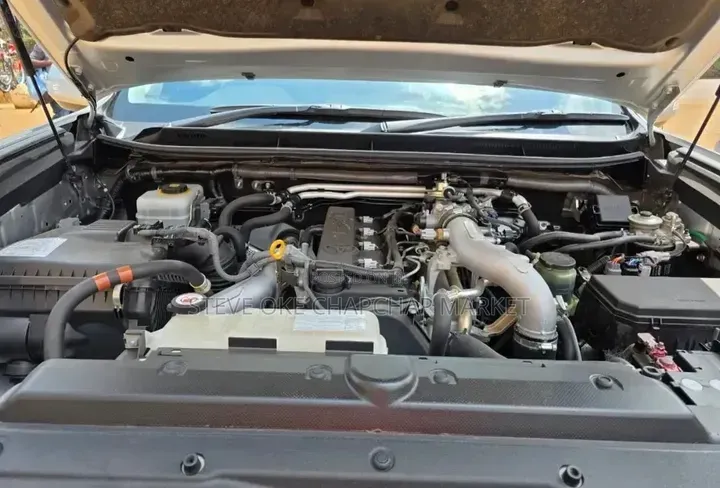 Toyota Land Cruiser Prado 3.0 190hp 2019 Silver
