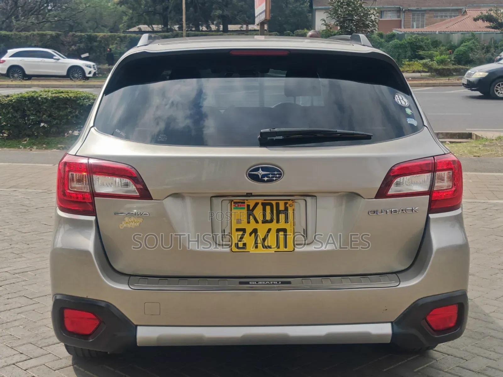 Subaru Outback 2.5i Limited PZEV 4dr Wagon AWD (2.5L 4cyl CVT) 2015 Gold