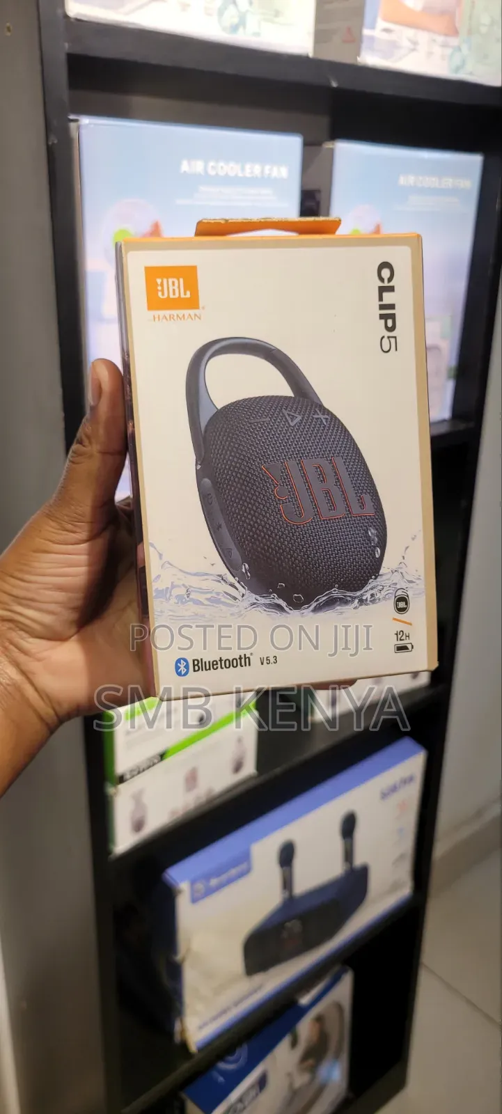 Portable Water Proof Bluetooth Speaker With a Hook-Clip 5