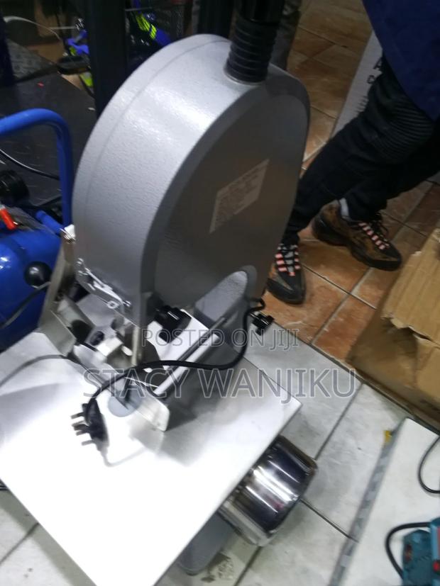 Long Lasting Butchery Bone Cutter