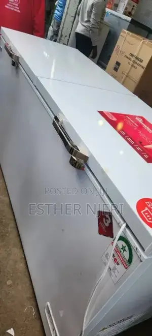 Ramtoms Chest Freezer 800litres Very Clean