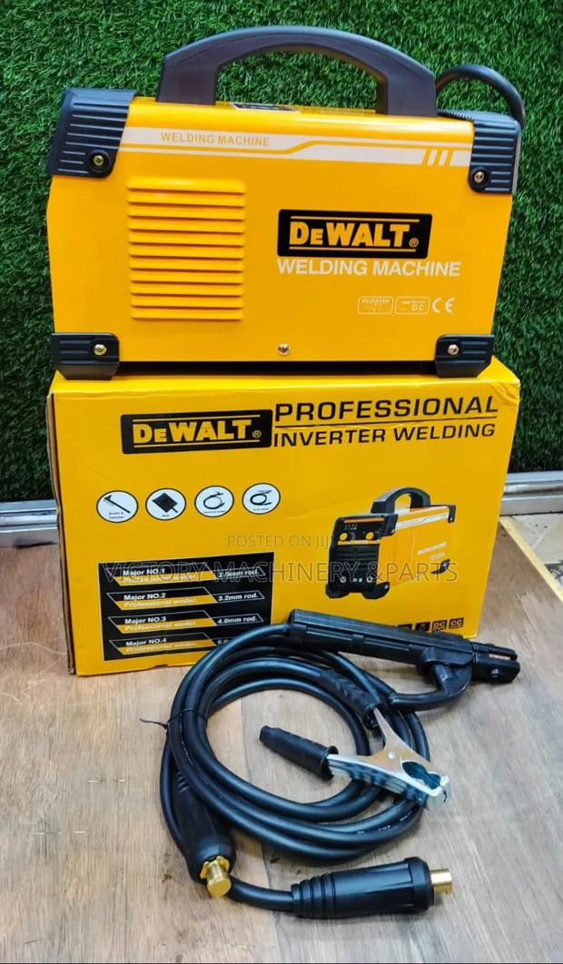 Dewalt 500a Welding Machine - thumbnail 2
