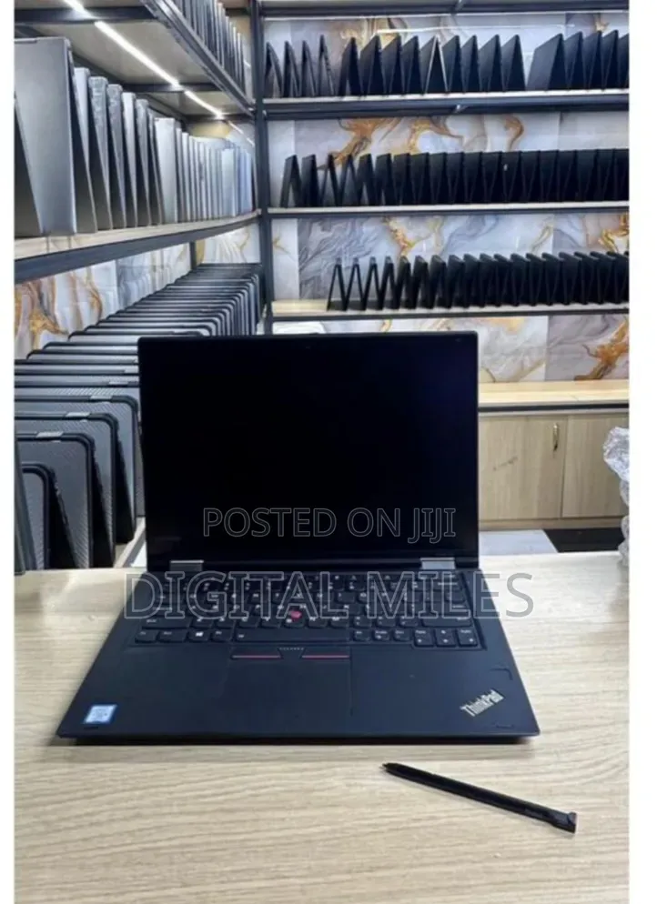 Laptop Lenovo ThinkPad Yoga 370 8GB Intel Core i5 SSD 256GB