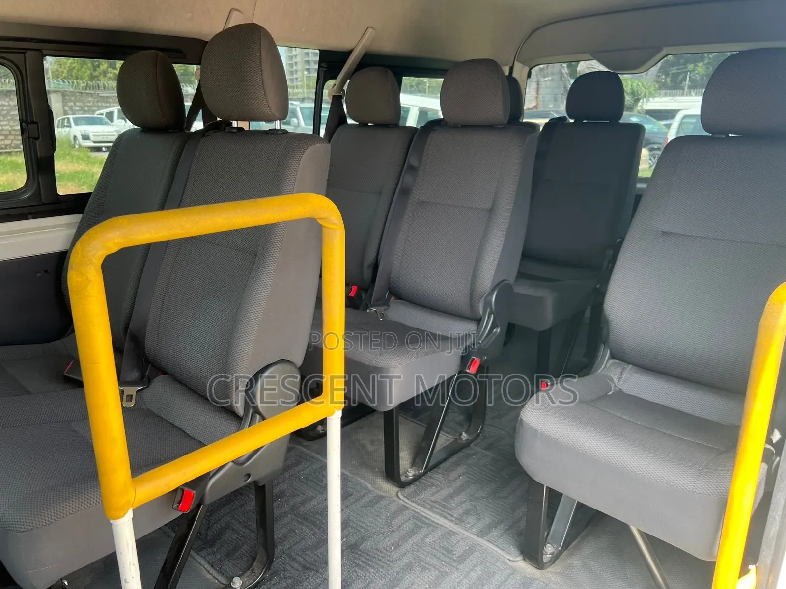Toyota HiAce 2019 White