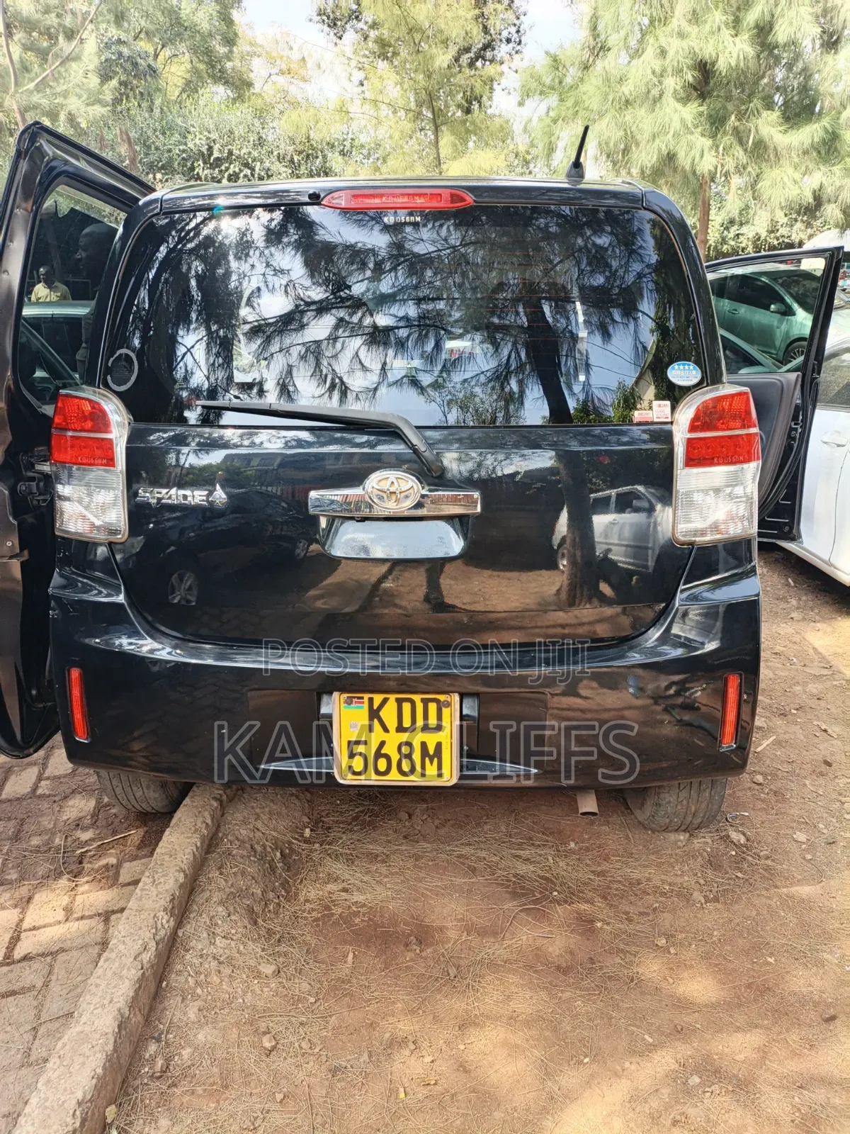 Toyota Spade 2014 Black