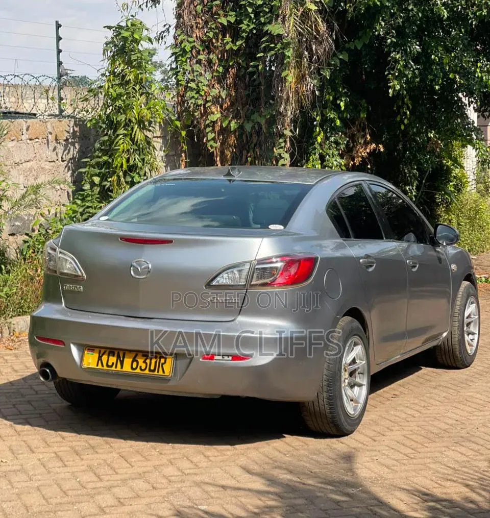 Mazda Axela 2010 Silver