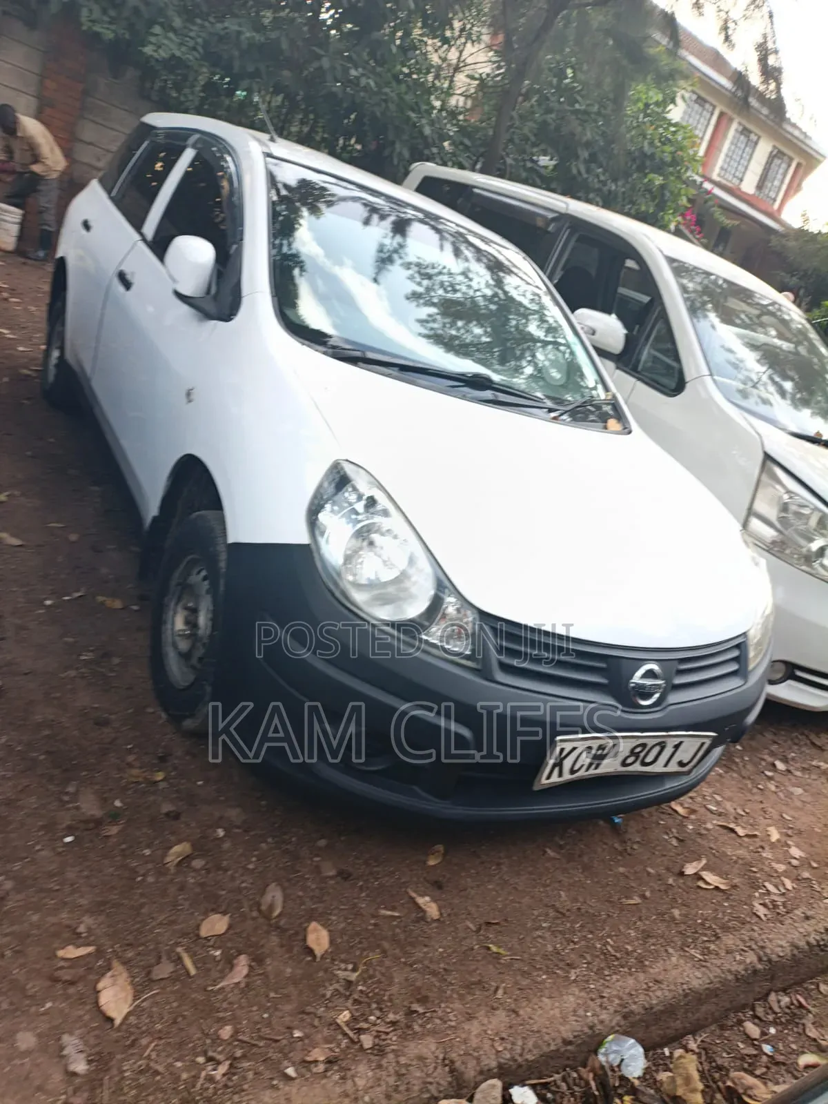 Nissan Advan 2012 White