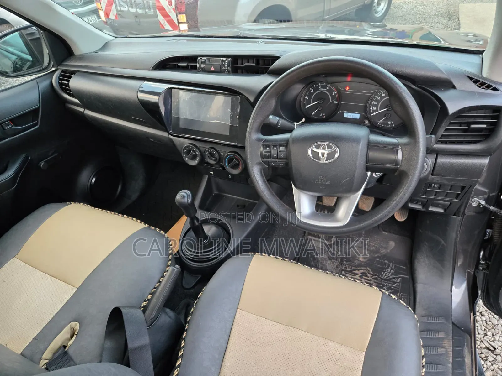 Toyota Hilux 2025 Gray