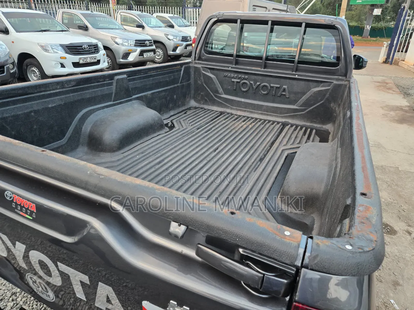 Toyota Hilux 2025 Gray
