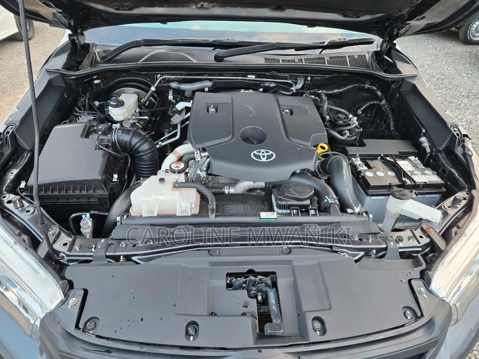Toyota Hilux 2025 Gray