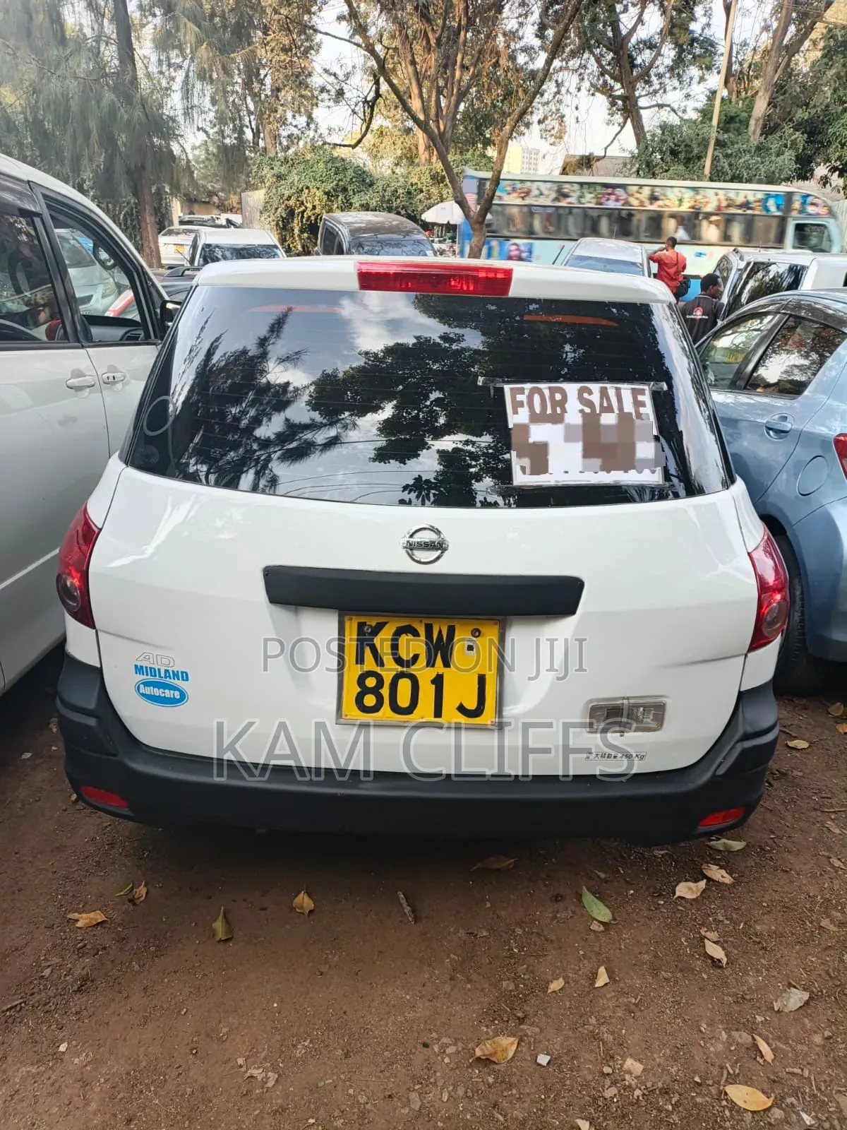 Nissan Advan 2012 White