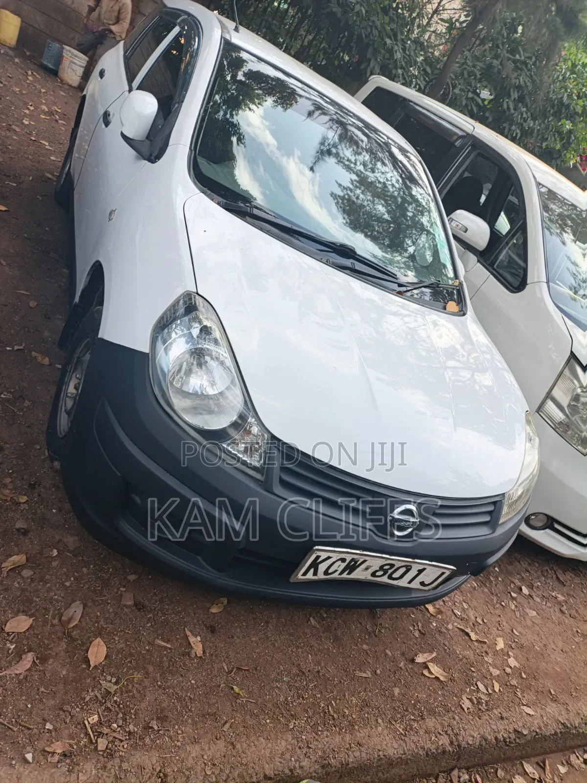 Nissan Advan 2012 White
